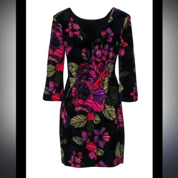 Trina Turk 3/4 sleeve Black Velvet Dress with Floral Patter Size 2 - Picture 2 of 7